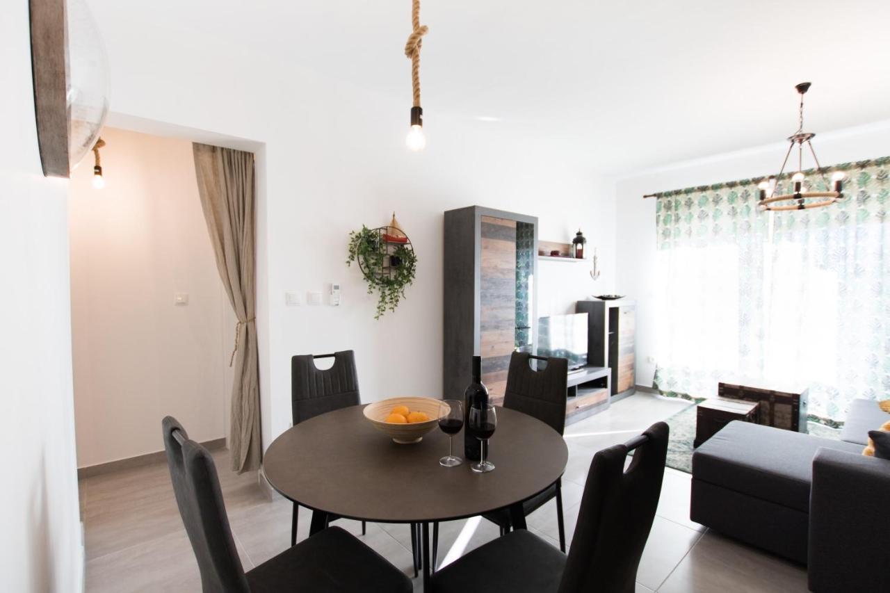 4 * Apartment Sunset Close To The Sea Kaštela Exterior foto
